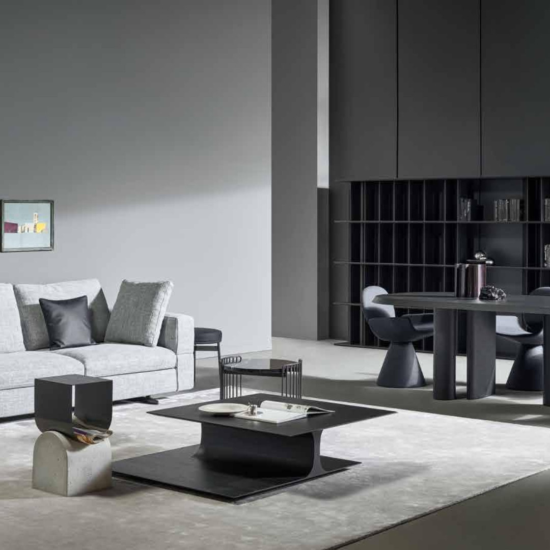 Parisian Chic Centre table