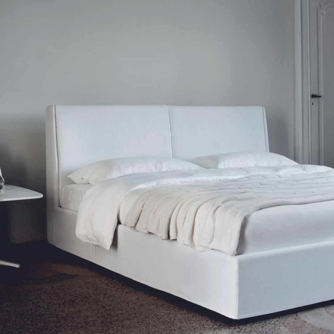 Oxford Bed With Storage